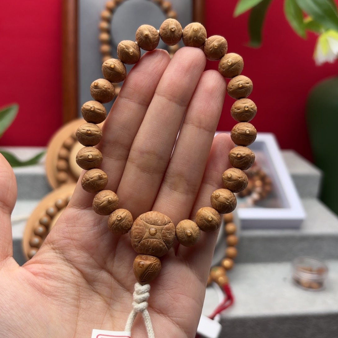 凤眼菩提手串凉**哥 11左右实心籽手串