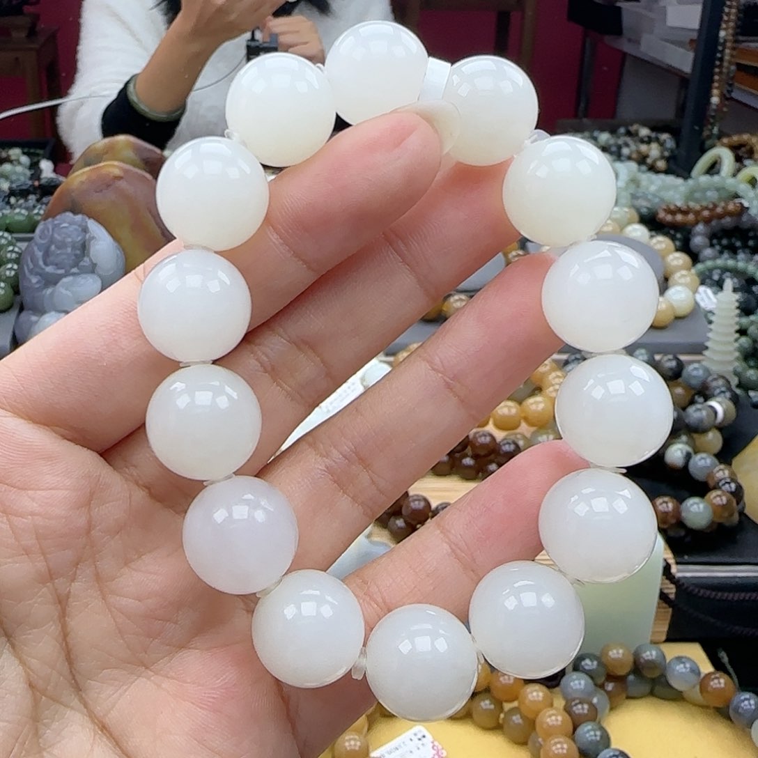 和田玉手链未镶嵌