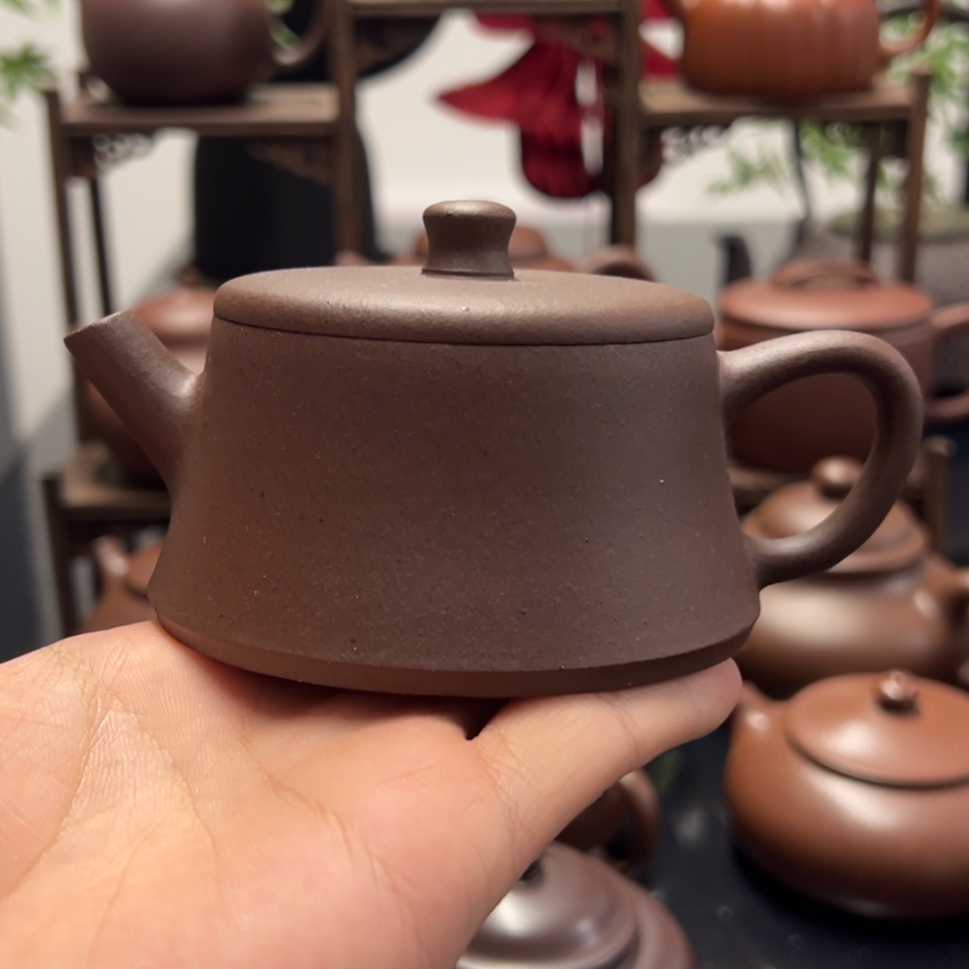 茶壶紫砂精工半手羊角山紫泥云柱180cc