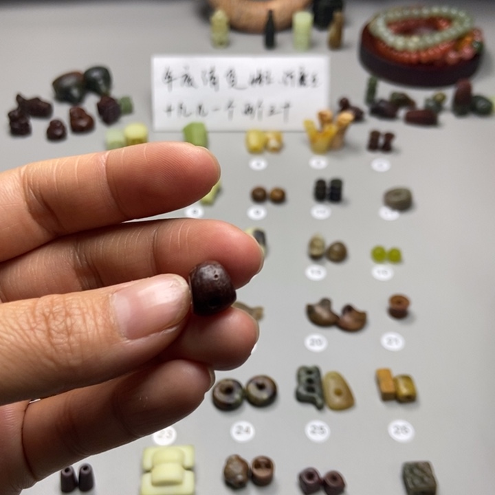 ****‍蛇纹石玉未镶嵌项链