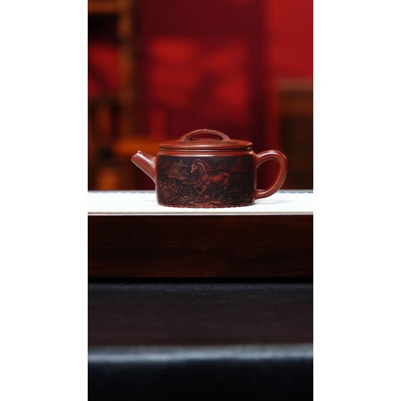 宜兴紫砂 汉瓦马到成功 270cc 大红袍 顾健根 h021