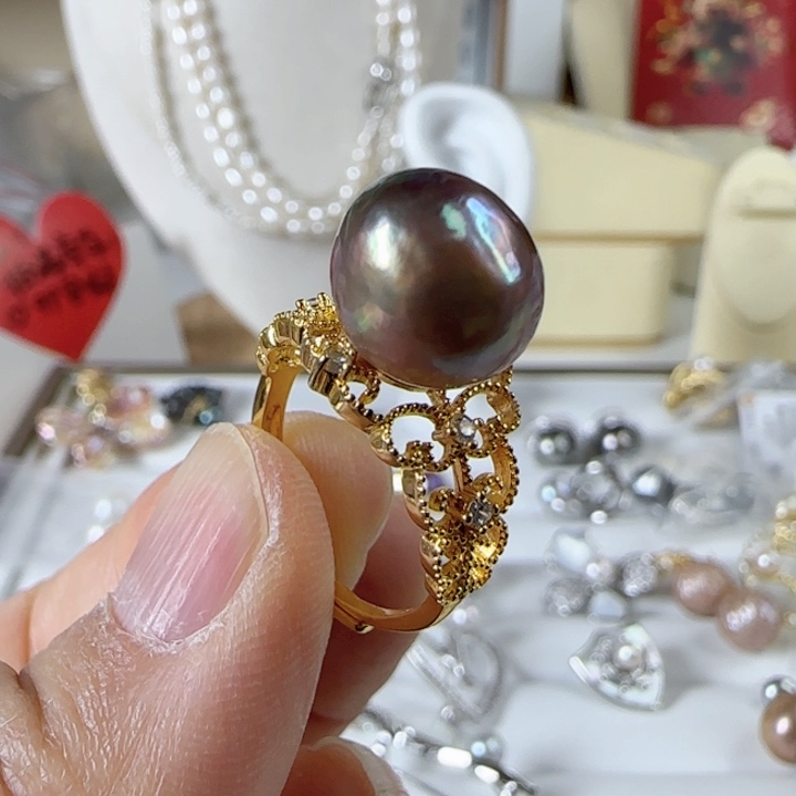 淡水珍珠怪色牛油果卡11加有纹银S925镶嵌