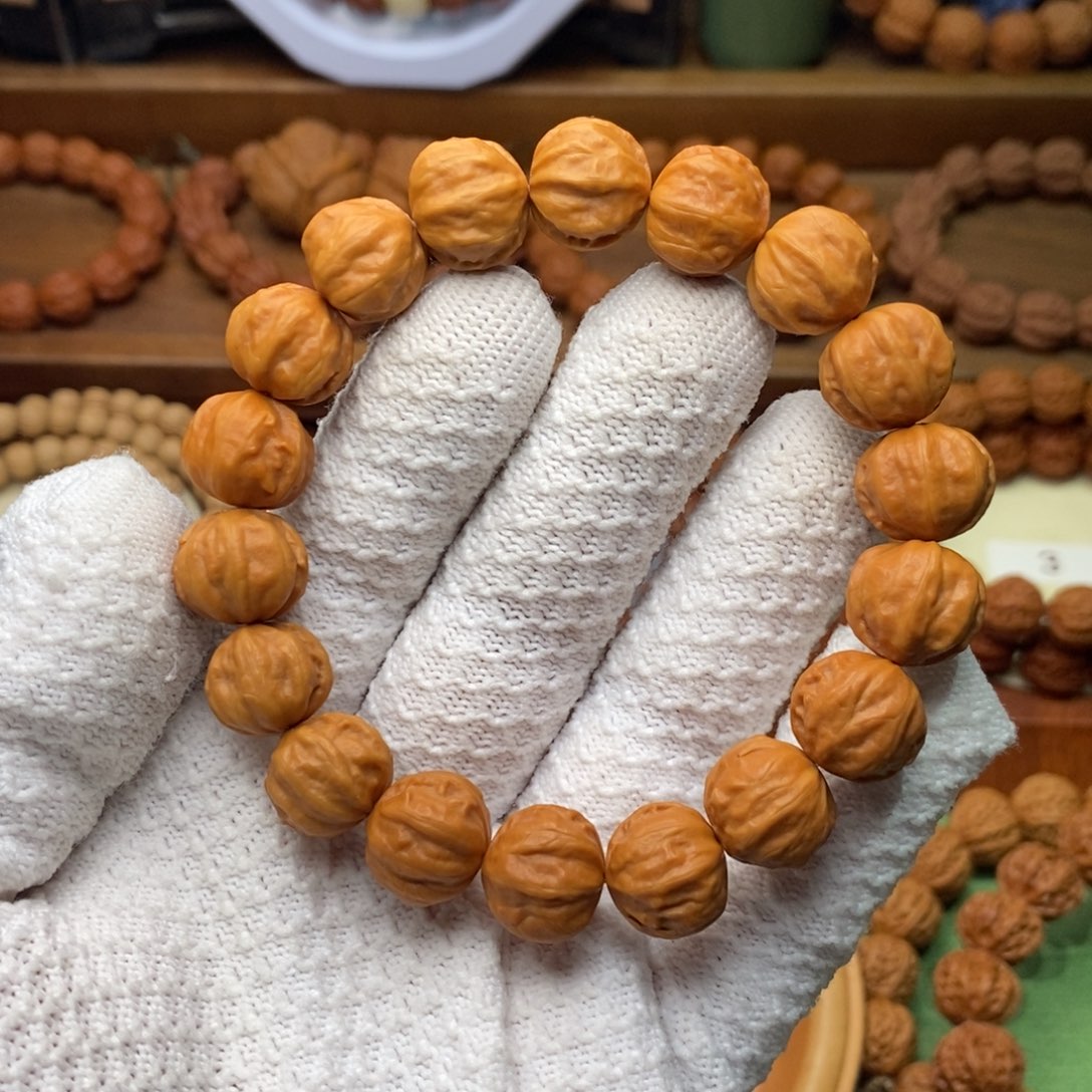 文玩核桃吊坠15方肚粗筋