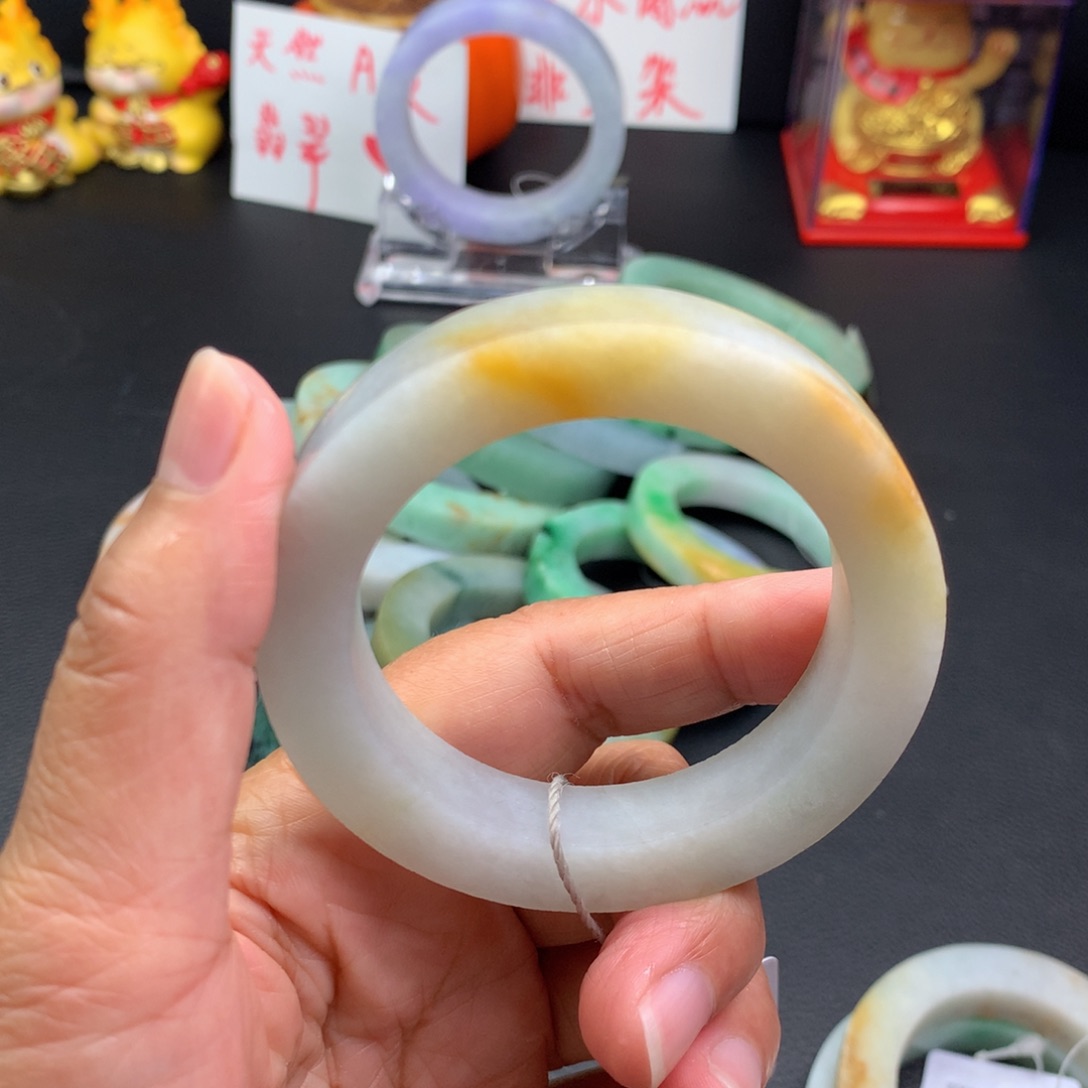 定制翡翠手镯未镶嵌