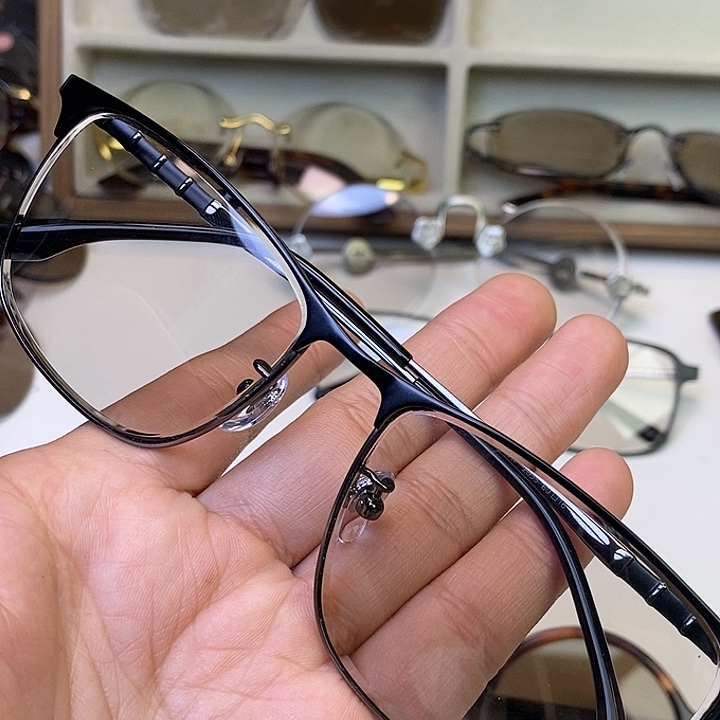 老石头眼镜时尚潮流时尚潮流