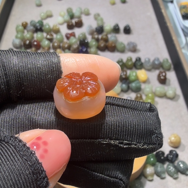 和田玉未镶嵌珠宝奇石