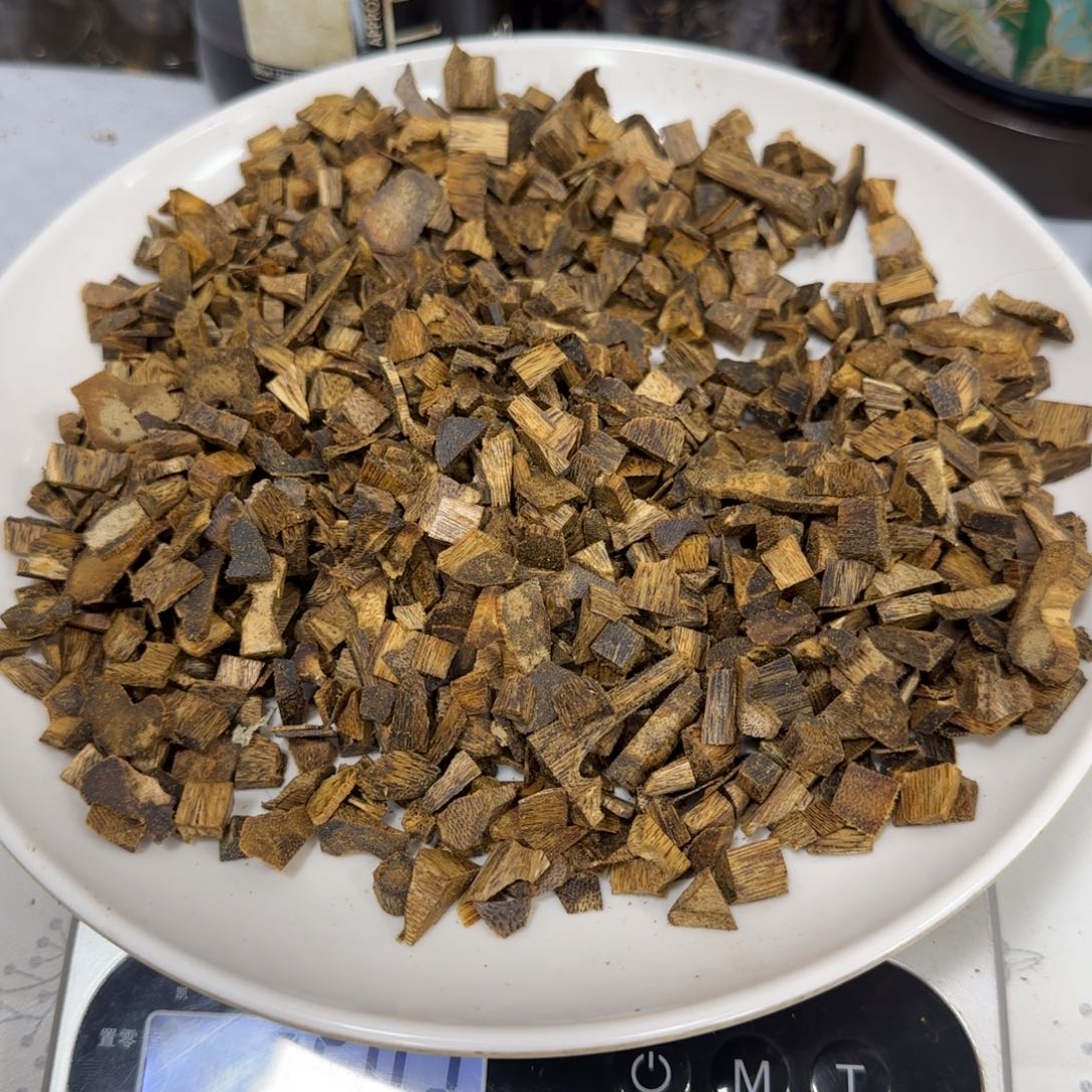 R***.沉香碎屑沉香奇楠沉香老料白奇块料20