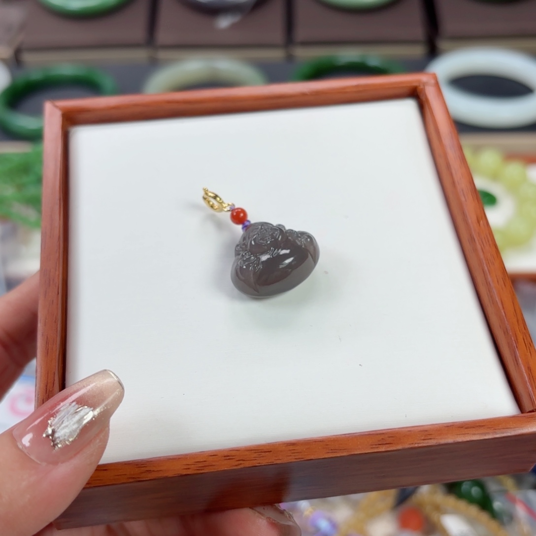 和田玉吊坠未镶嵌