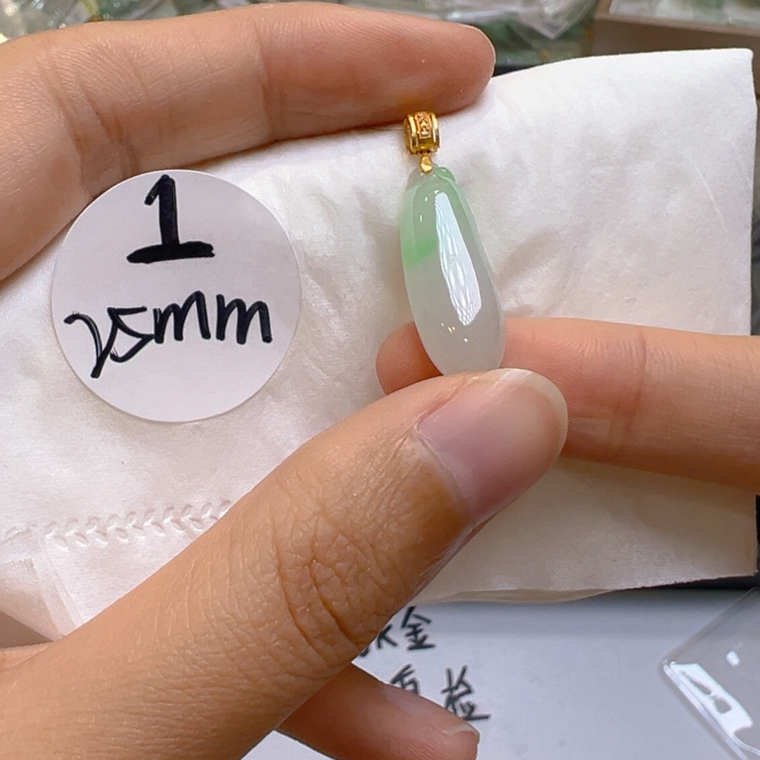 翡翠18K金镶嵌吊坠(不含链)