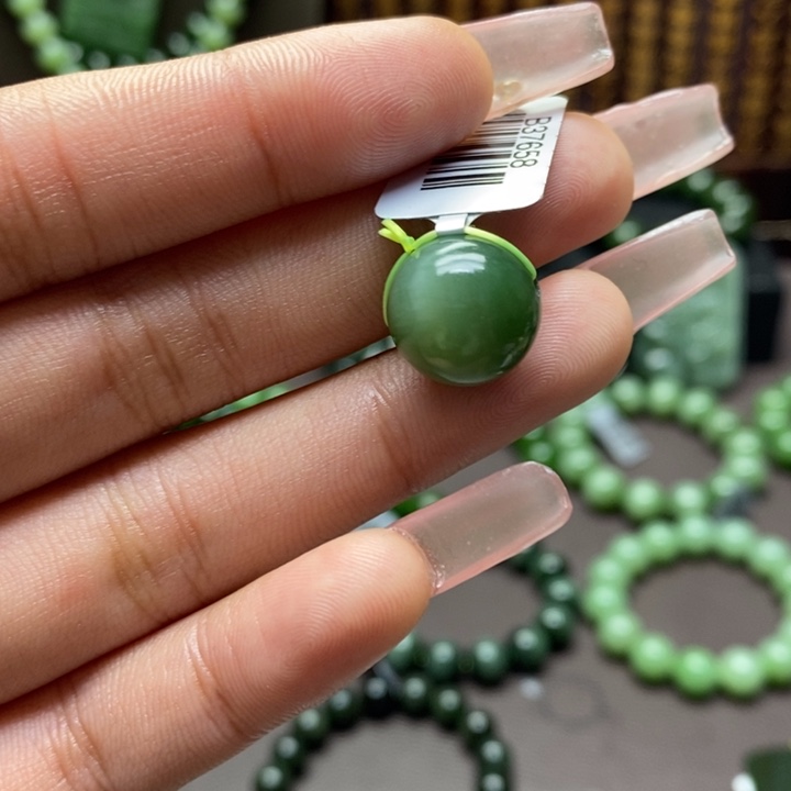 和田玉单珠裸发未镶嵌