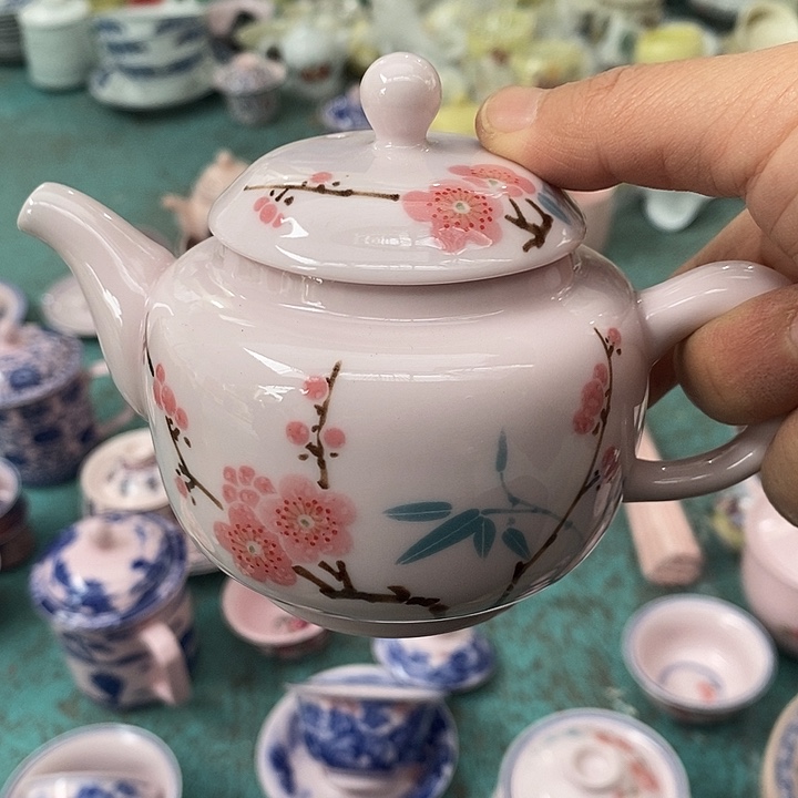 摆件陶红稀土翠竹壶