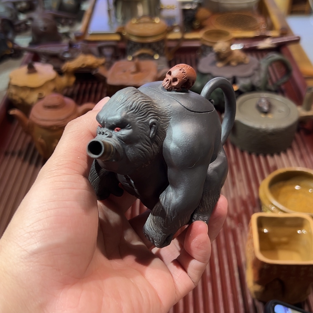 茶壶紫砂壶底刻满着红