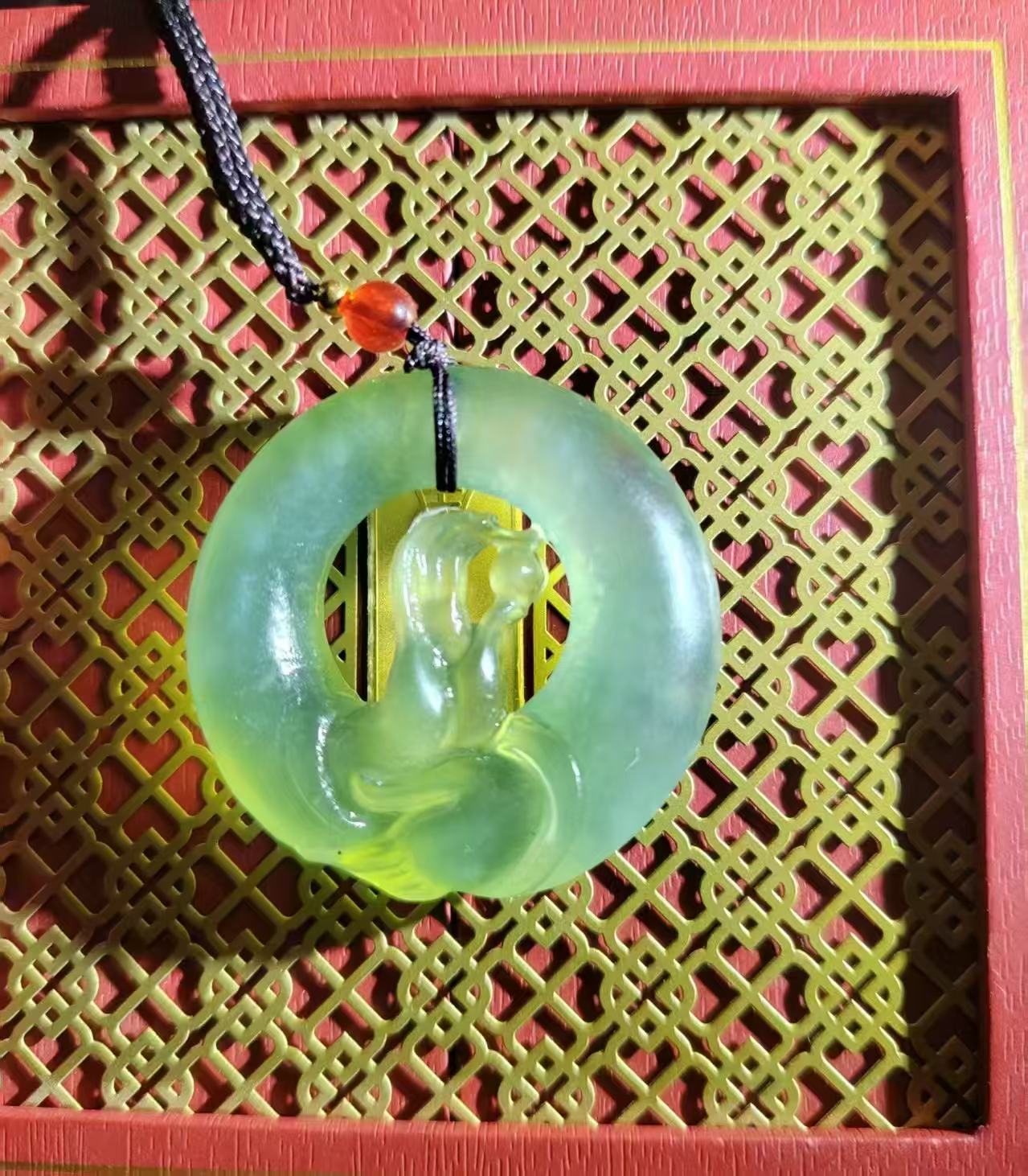 《抖音质检》纯天然高透掌上明珠吊坠多样性发其一 LX"