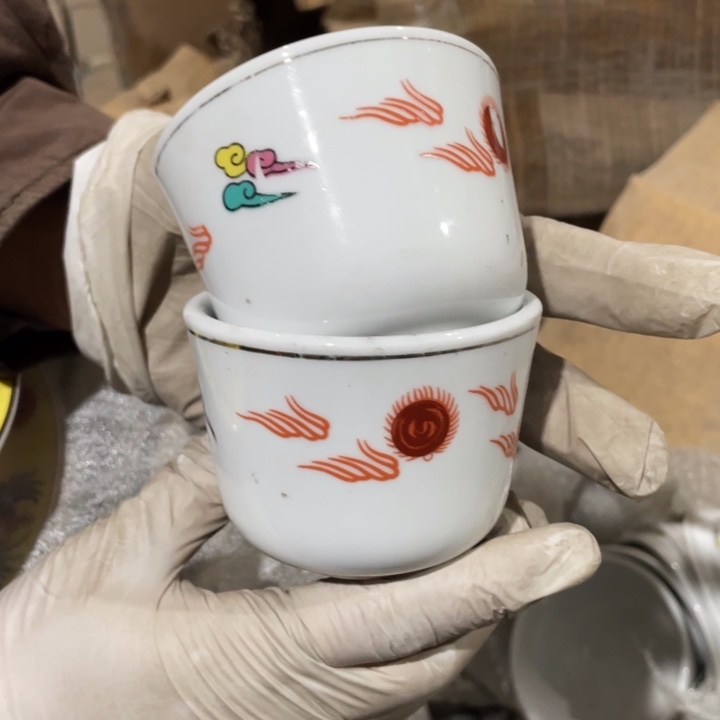 摆件陶瓷盘子碗都便宜