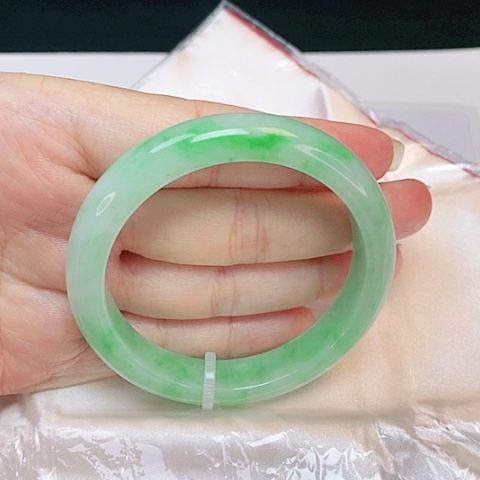 【闪购商品】翡翠手镯未镶嵌正56