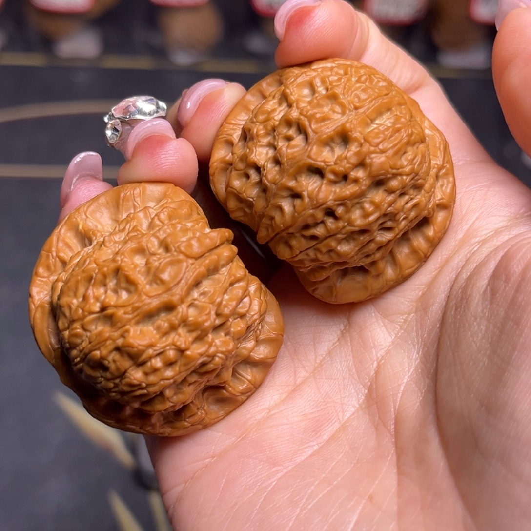 吊坠文玩核桃血麒麟42