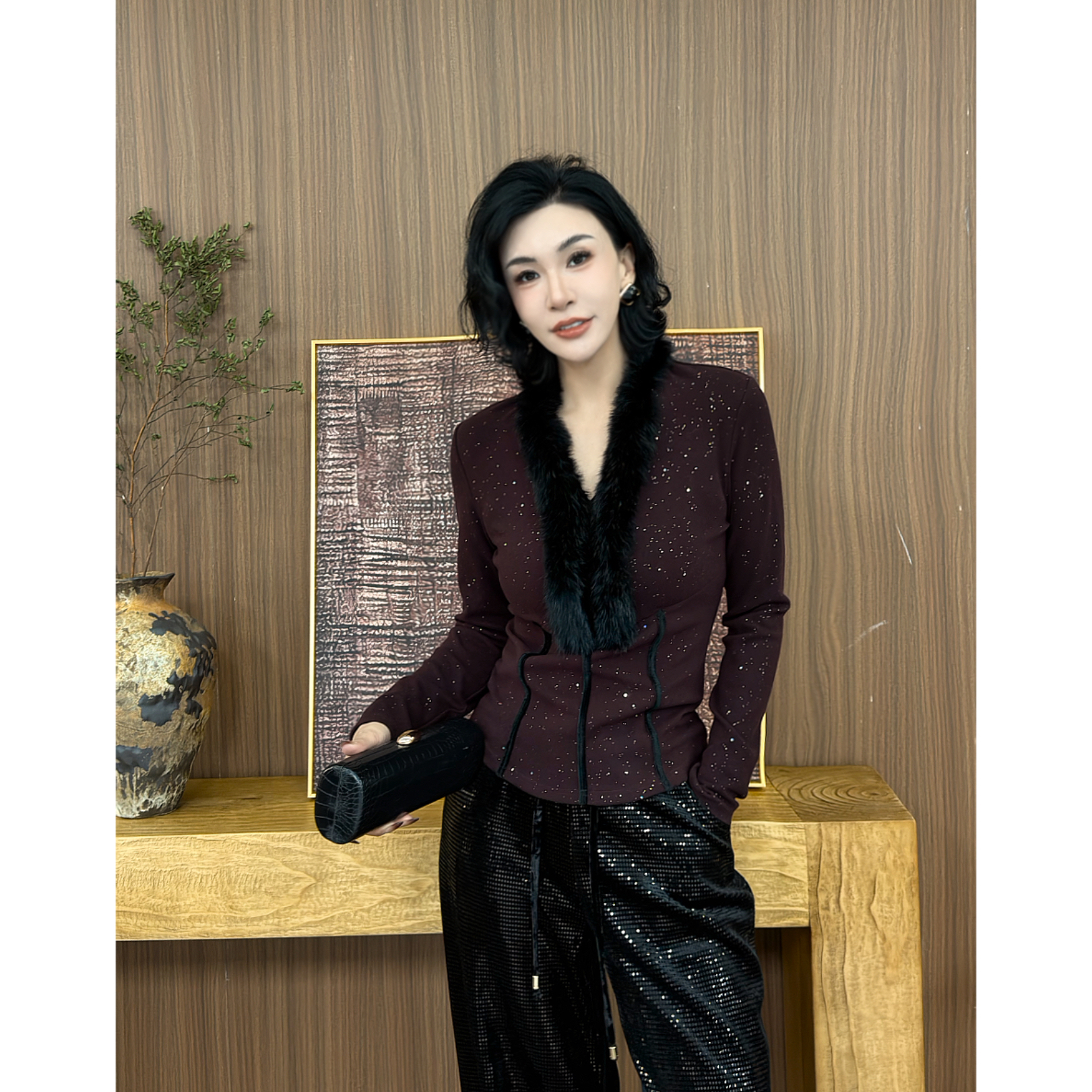 SONG-原创【知性女王】冬季加厚磨毛保暖高级‘真兔毛’V领显瘦上衣