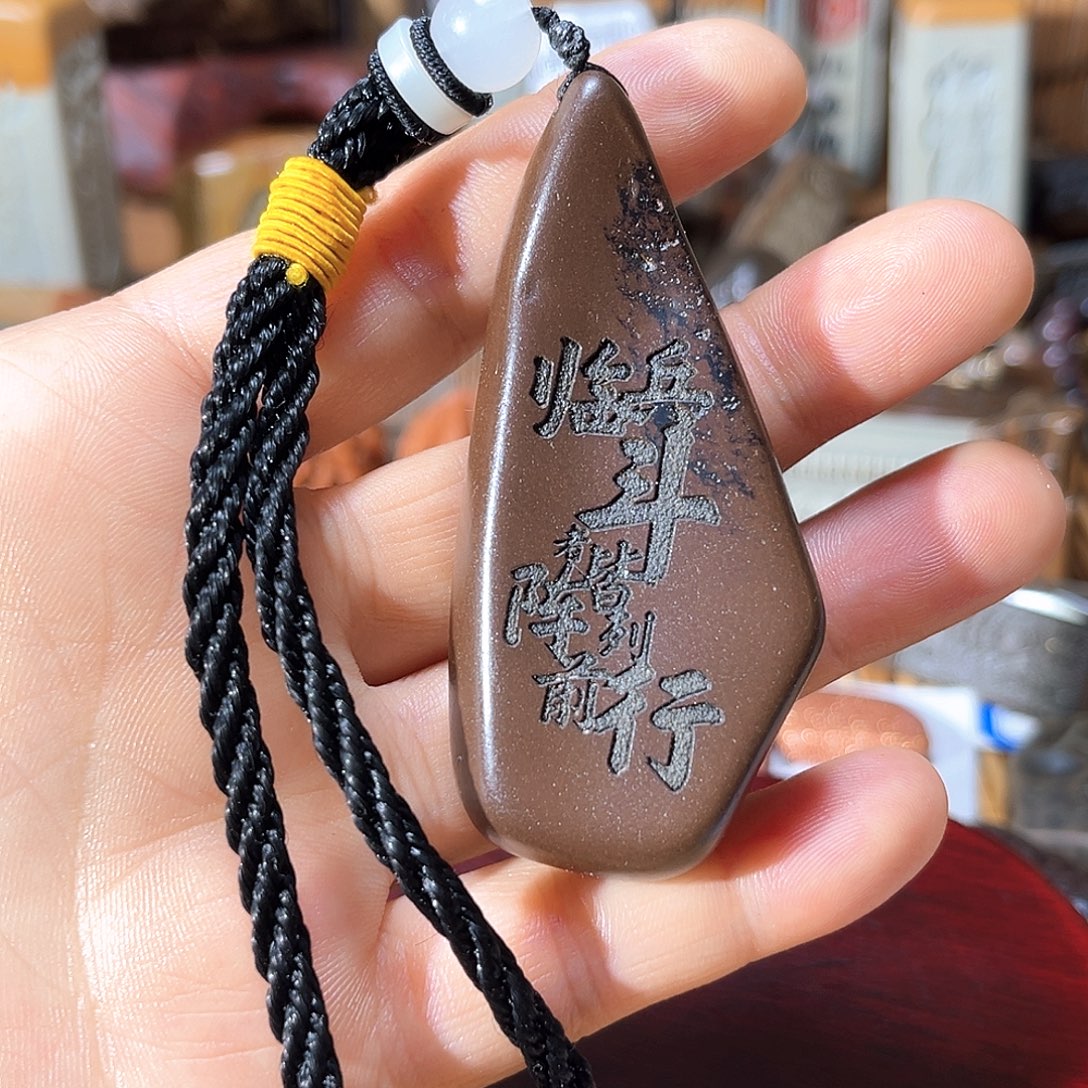 原石雕刻手把件，脖挂