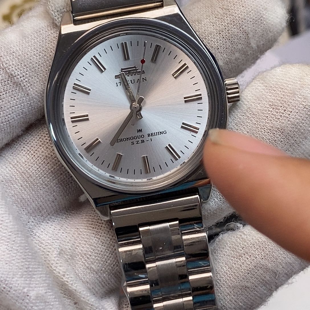 钢镀金机械机芯120米