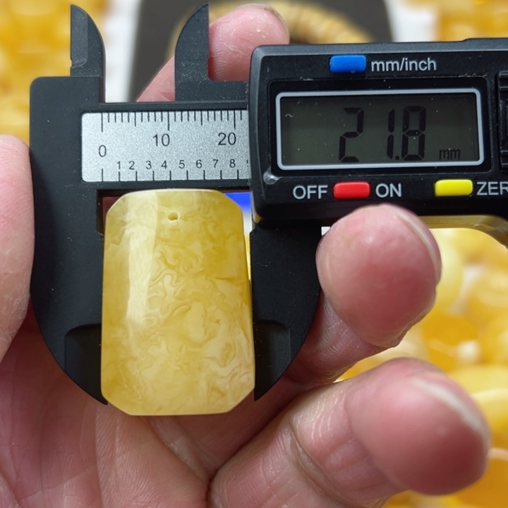 琥珀（矿物珀）裸石未镶嵌