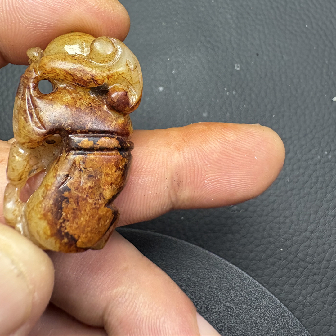动物玉坠挂件老料老货天然老玉收藏品