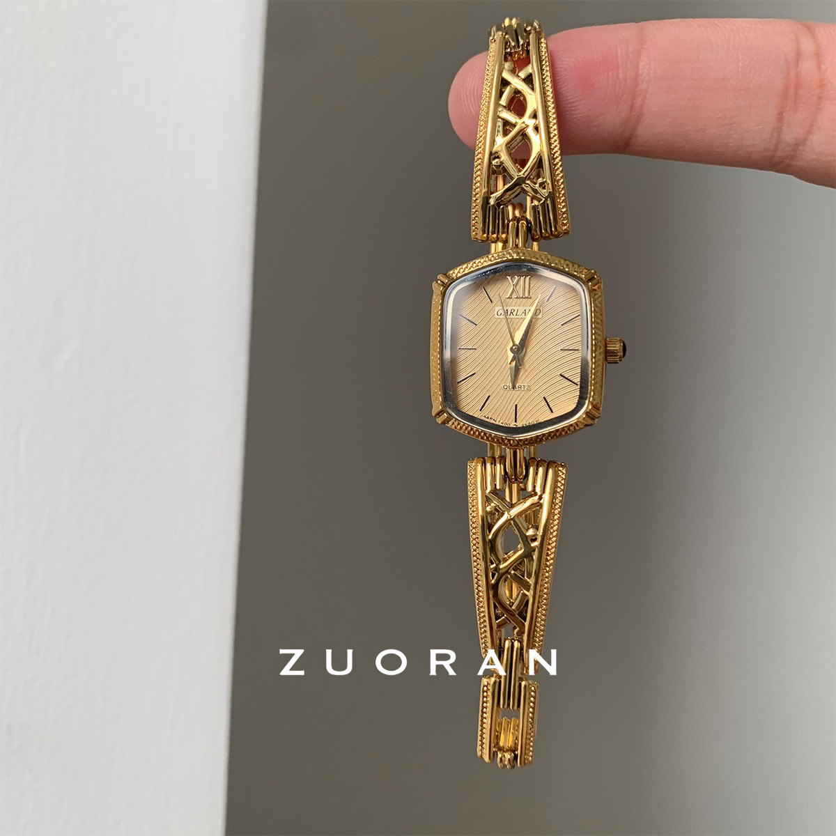 复古轻奢镂空设计精致手表女士ins镶钻时尚石英腕表vintage小众