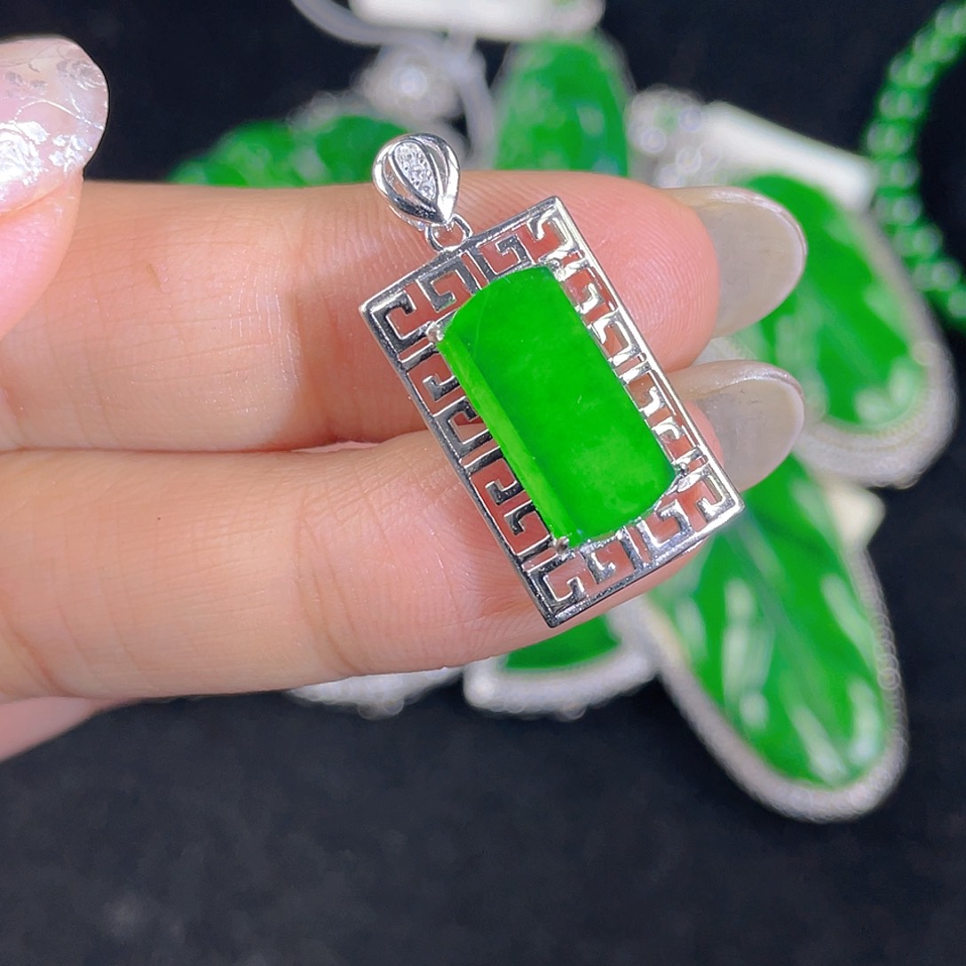 翡翠吊坠(不含链)银S925镶嵌