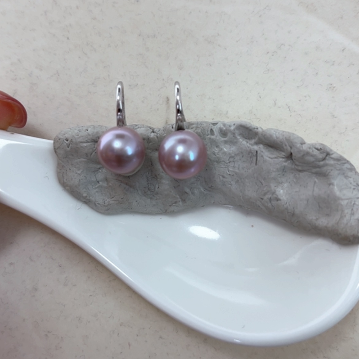 【闪购商品】银S925镶嵌耳饰淡水珍珠