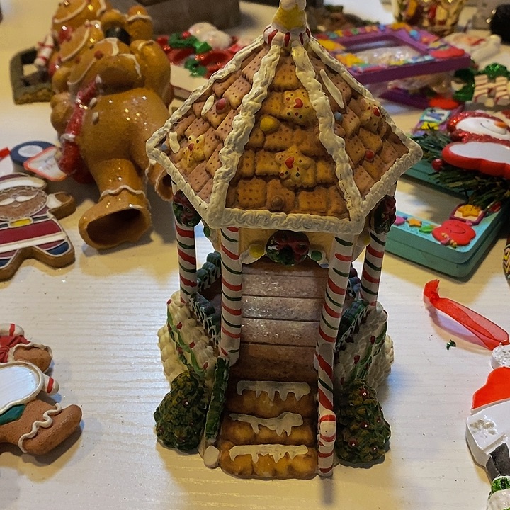 树脂制品姜饼凉亭