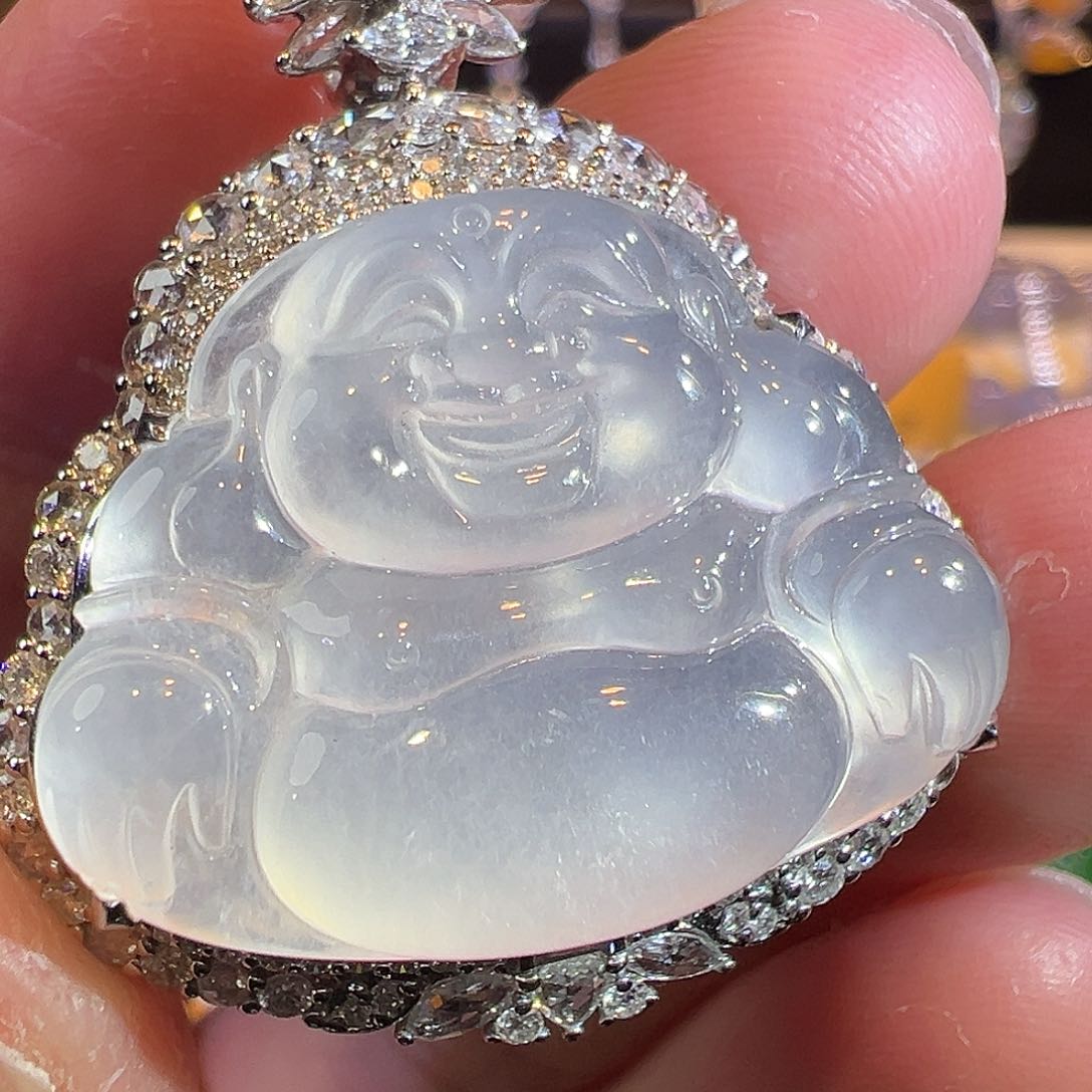 翡翠颈饰18K金镶嵌玻璃种佛公起光