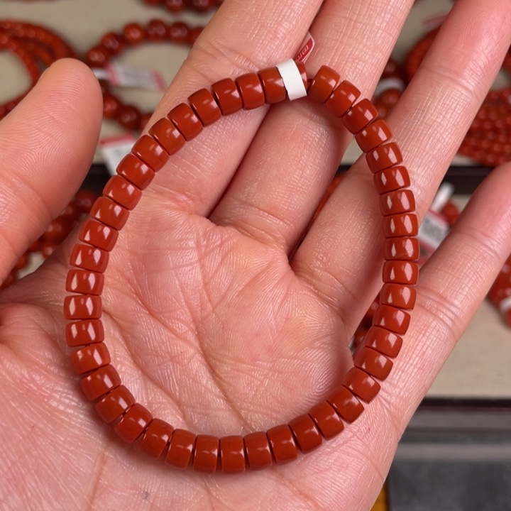南红玛瑙手链未镶嵌