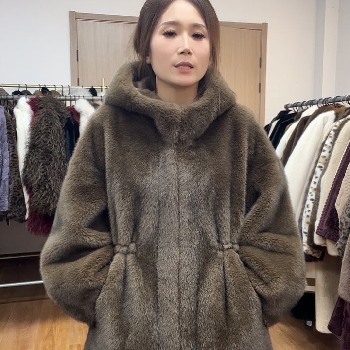 皮毛一体外套女中长款