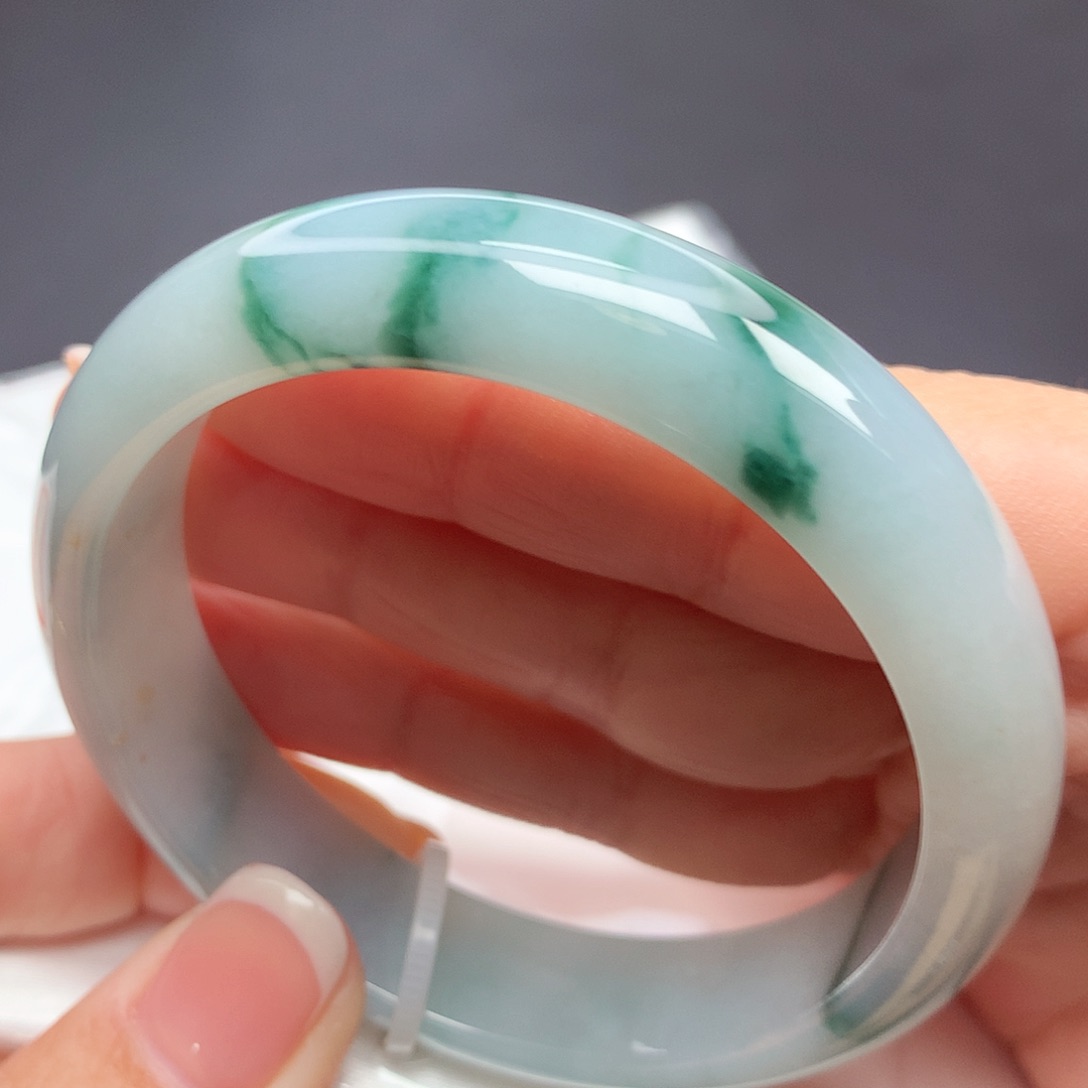 翡翠手镯未镶嵌x n n n n n n n n