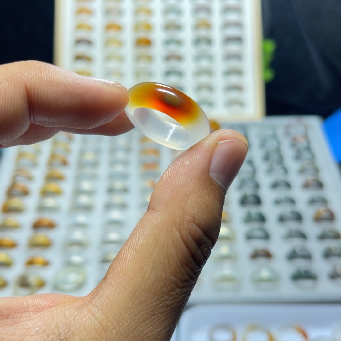 玛瑙/玉髓戒指未镶嵌柿***?不退不换