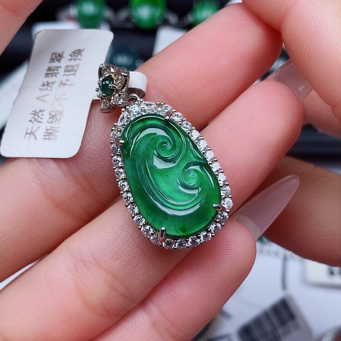 翡翠戒指银S925镶嵌吊坠