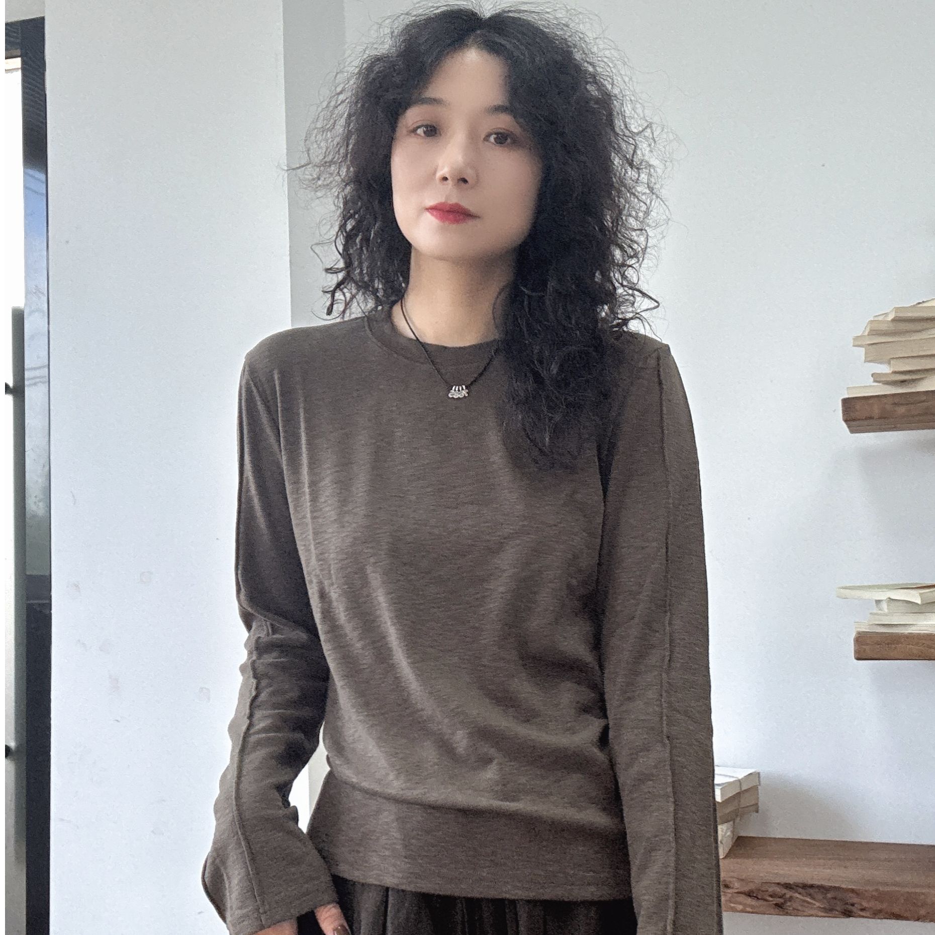 新款秋冬季修身型T恤长袖圆领宽松型女士女宽松百搭打底衫9527