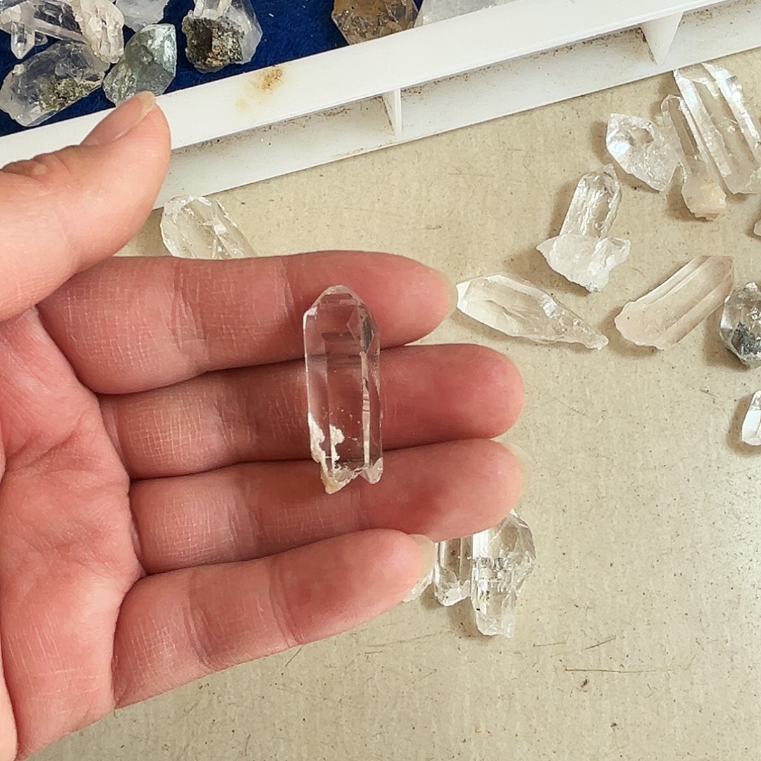 山***旎水晶珠宝半成品未镶嵌