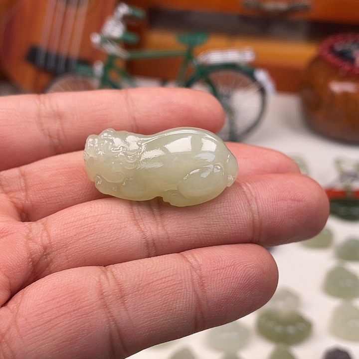 和田玉吊坠(不含链)未镶嵌多样性发一