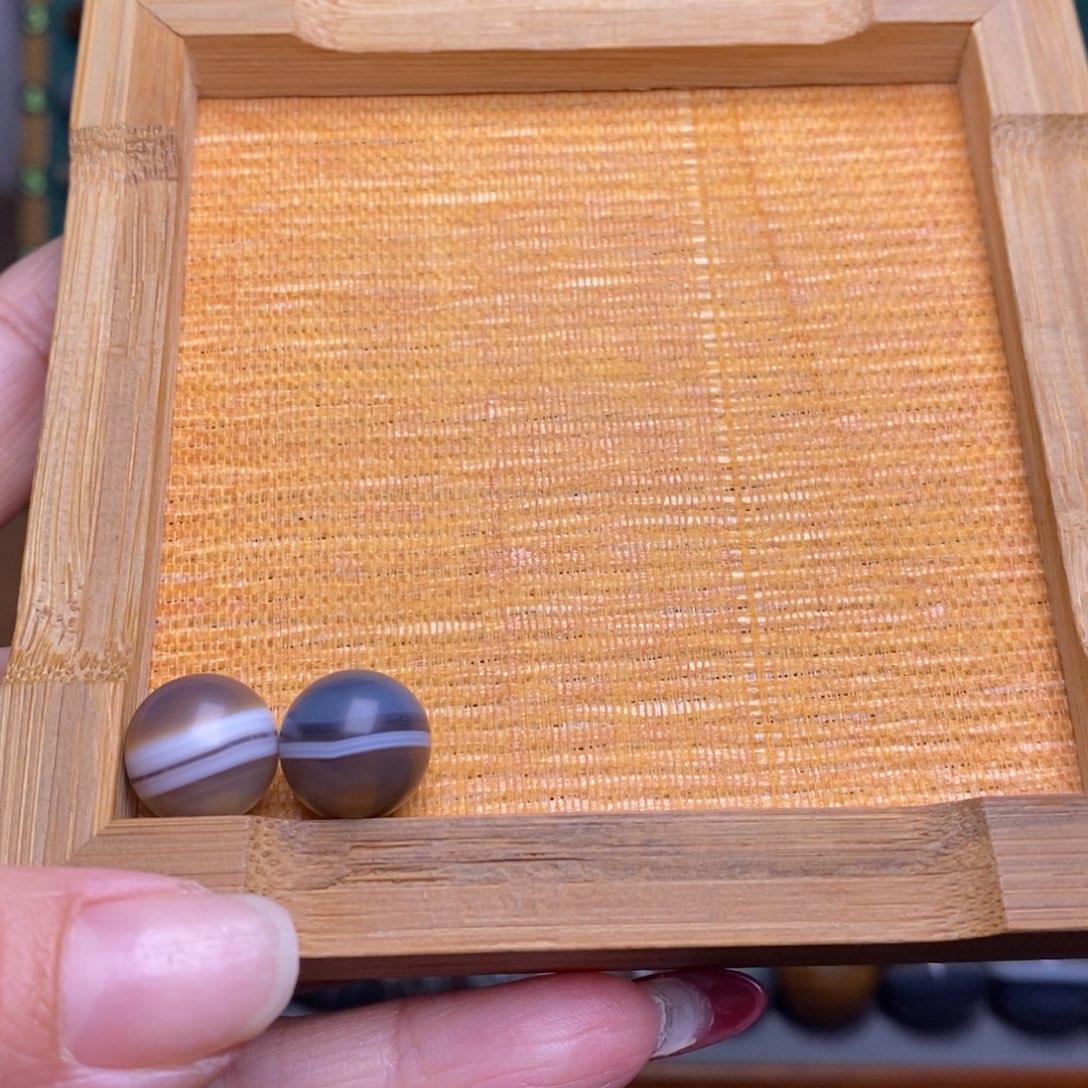 花***衣玛瑙/玉髓未镶嵌珠宝半成品