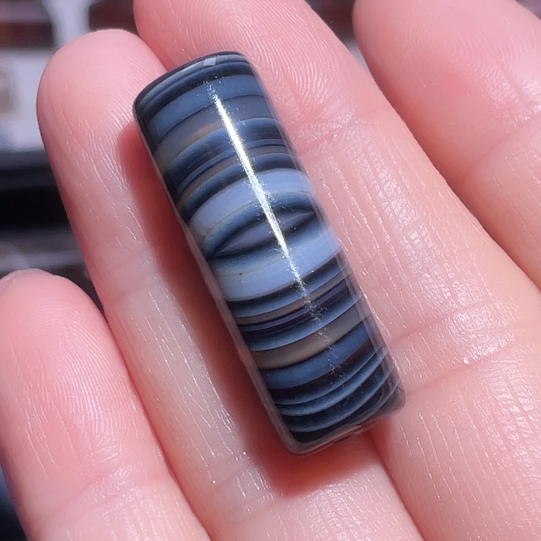 蒙***马玛瑙未镶嵌吊坠玛瑙桶珠