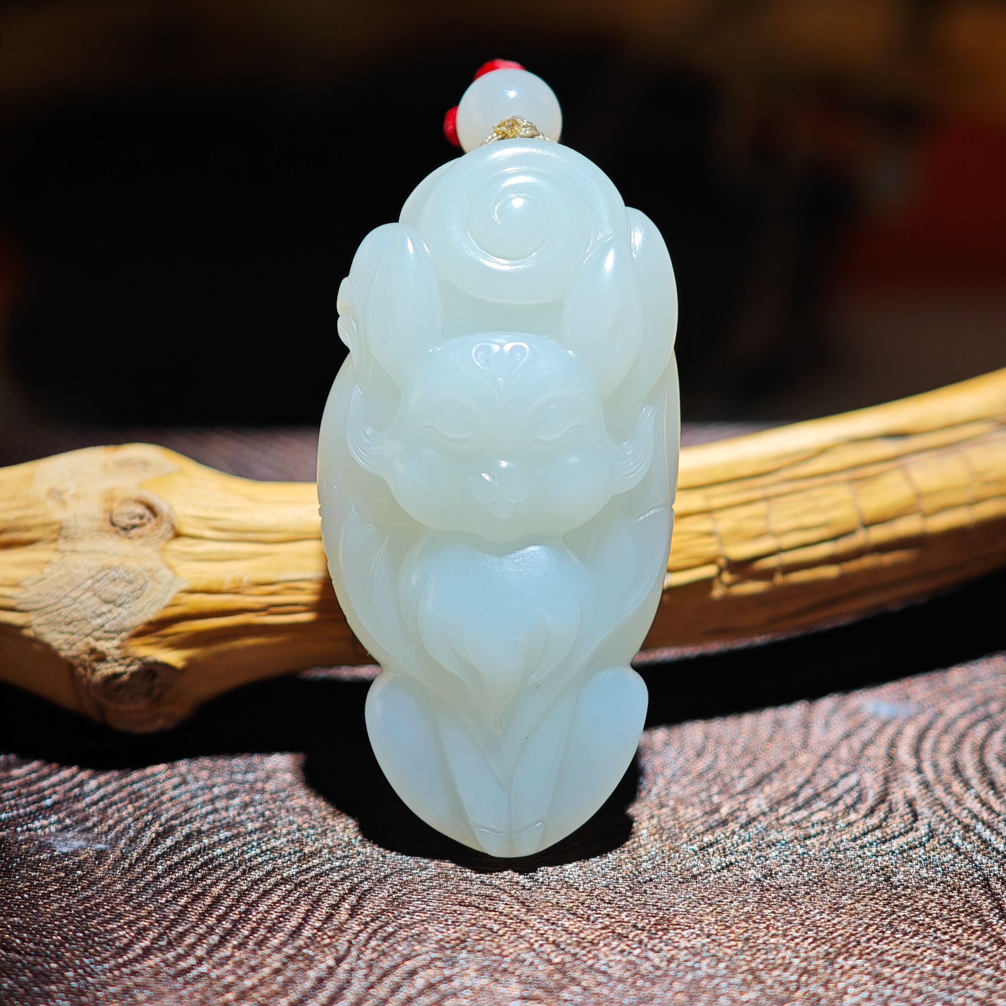 米达姐【新疆且末和田玉米达料】九尾灵狐吊坠—杨系手工雕刻