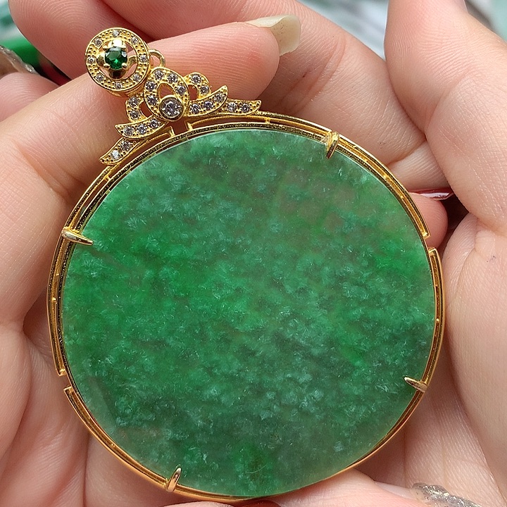 翡翠颈饰银S925镶嵌翡翠