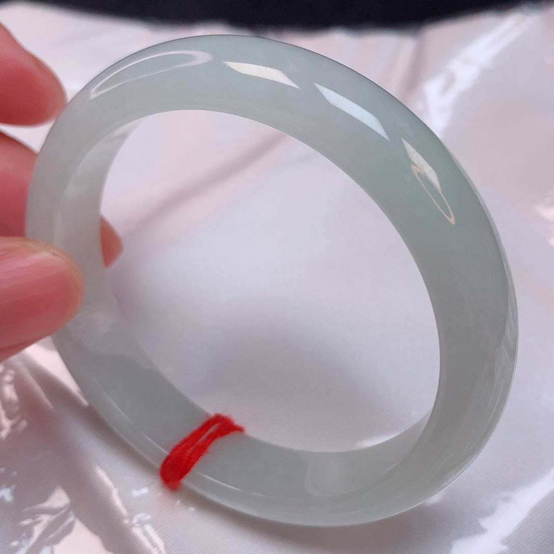 翡翠手镯未镶嵌54 翡翠手镯