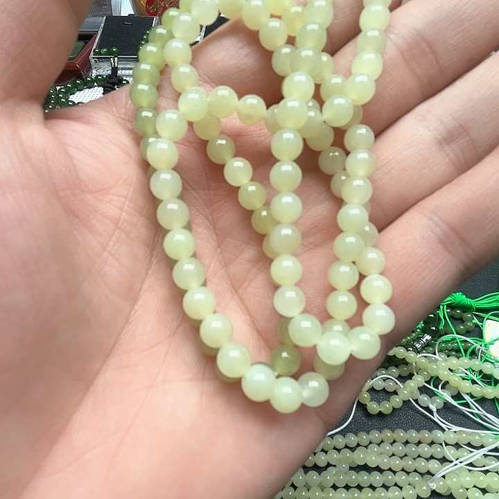 和田玉项链未镶嵌安****卜