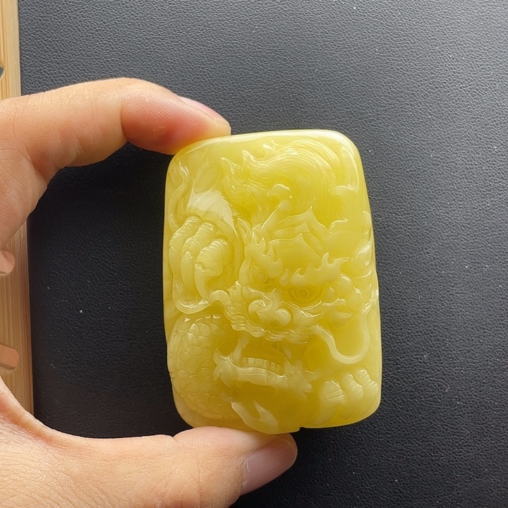琥珀颈饰未镶嵌天然琥珀蜜蜡