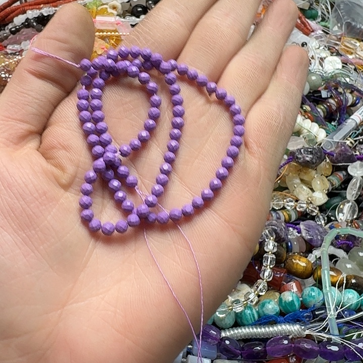 玛瑙/玉髓未镶嵌珠宝半成品一条4mm切面紫云母