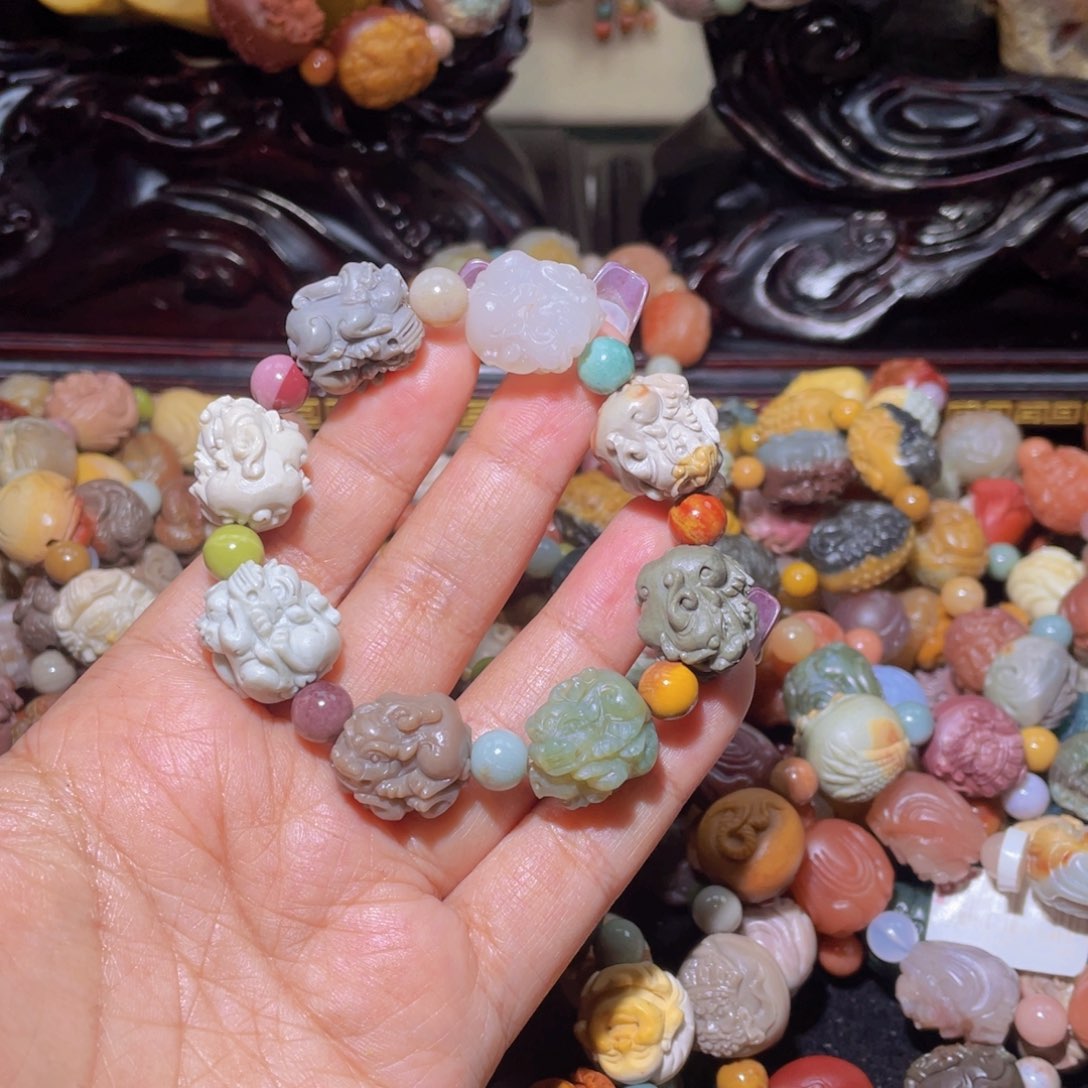 石英质玉手链未镶嵌