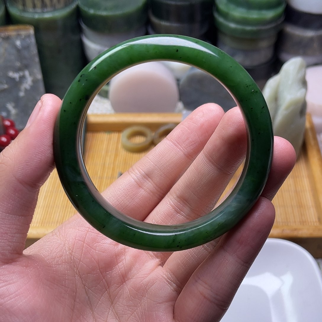 未镶嵌和田玉车挂娃*菜