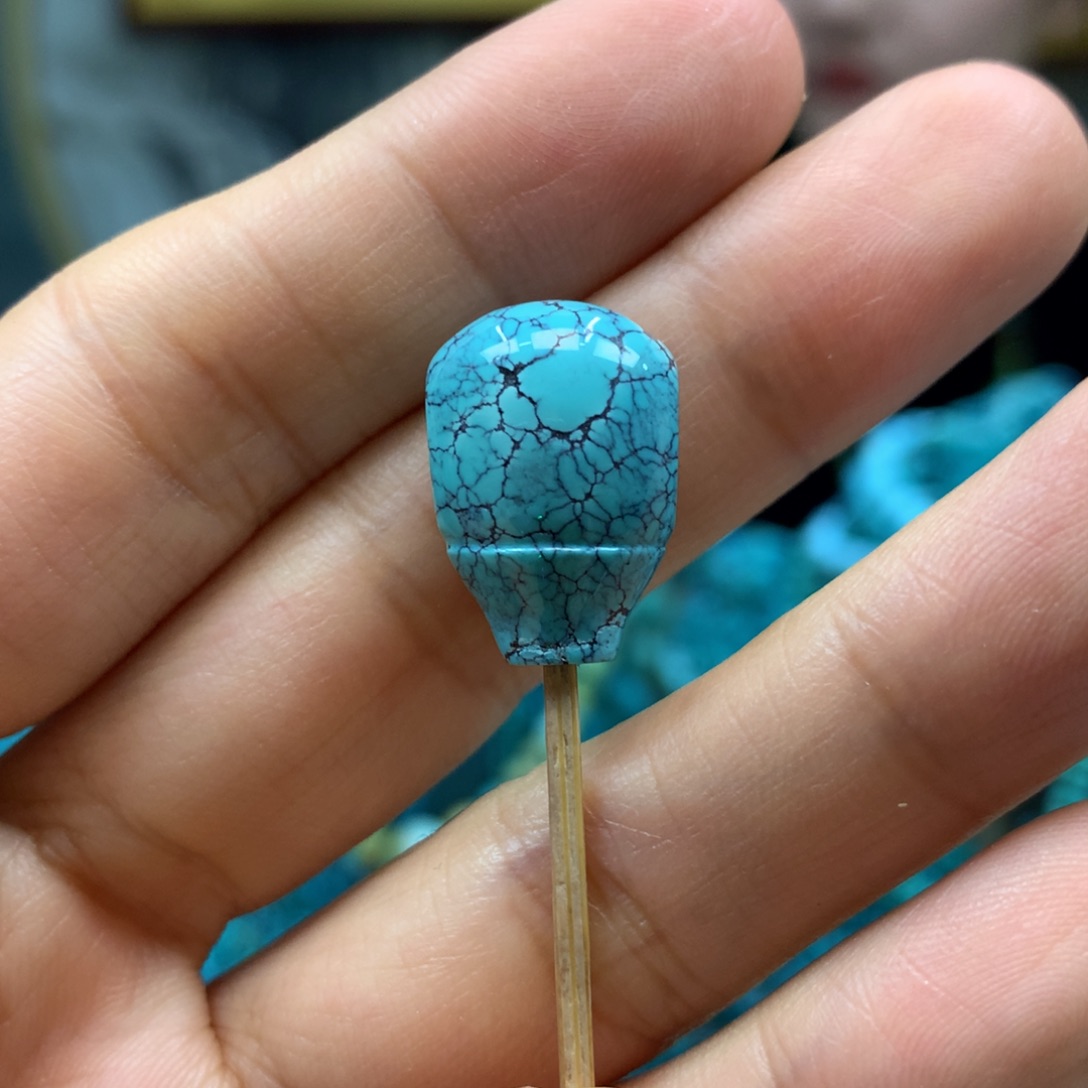 绿松石配饰未镶嵌