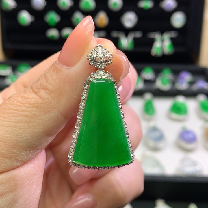 翡翠18K金镶嵌吊坠(不含链)